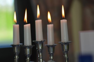 candles-house-fires-intek-fire-restoration